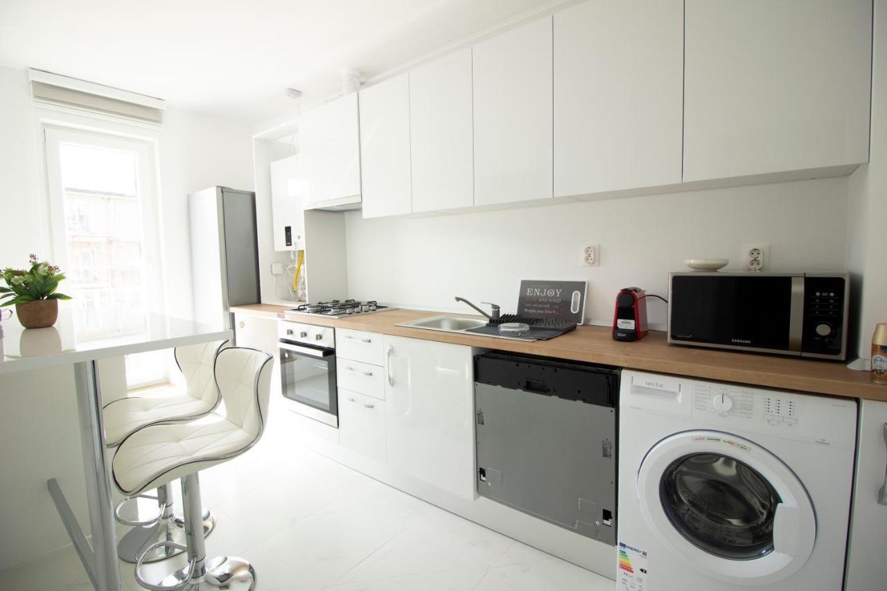 3 Rooms A502 Stayinn By Cosmopolis Bukarest Kültér fotó